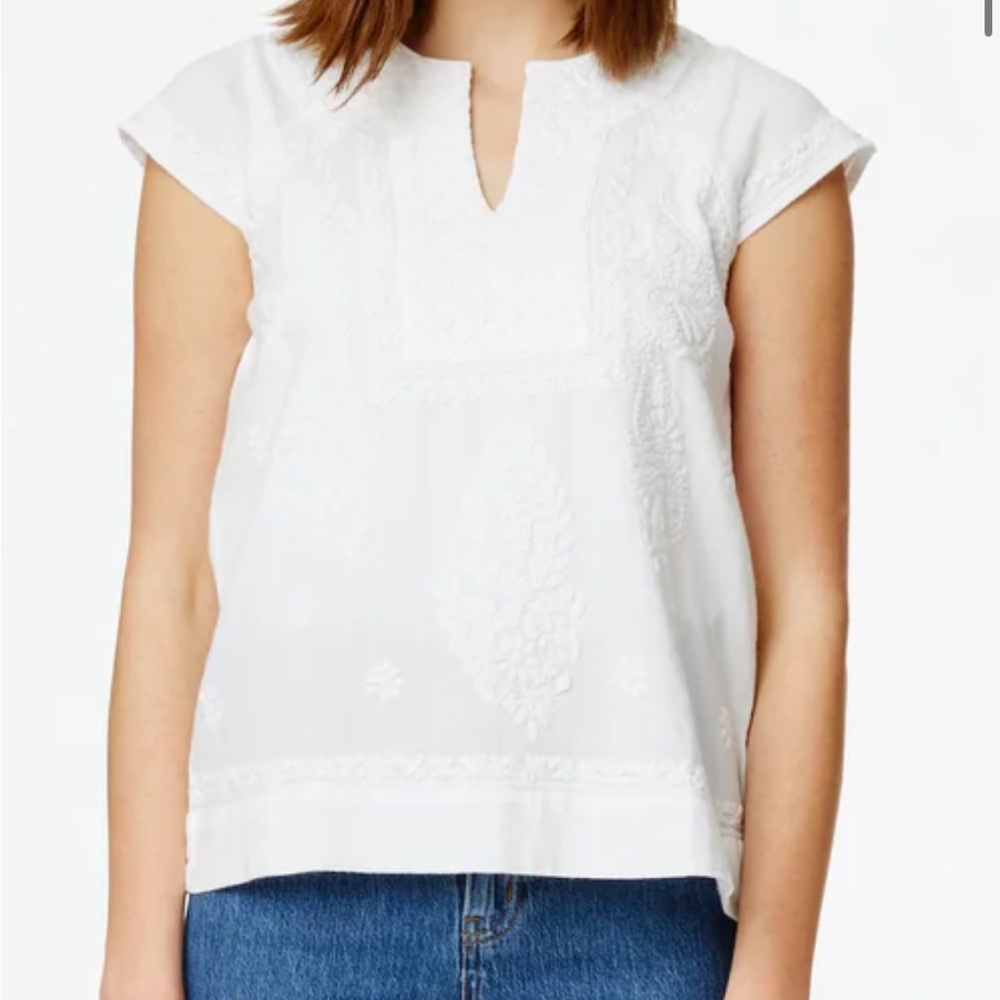 Roller Rabbit Faith Top White Embroidered XS, 100% cotton.